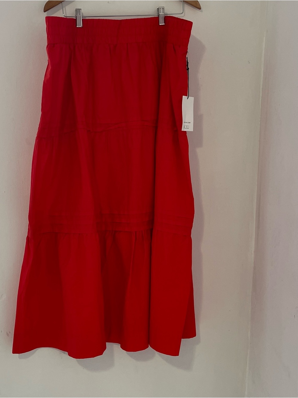 Bailey 44 Bright Red Tiered Flowy Feminine Maxi Skirt - NWT